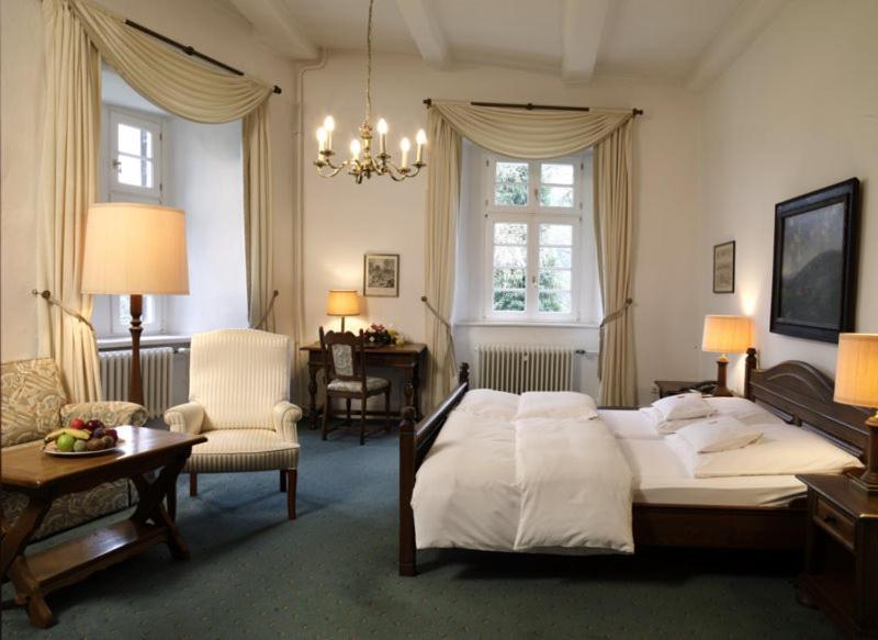 Hotel Und Restaurant Burg Schnellenberg Attendorn Kültér fotó