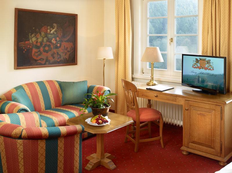 Hotel Und Restaurant Burg Schnellenberg Attendorn Kültér fotó