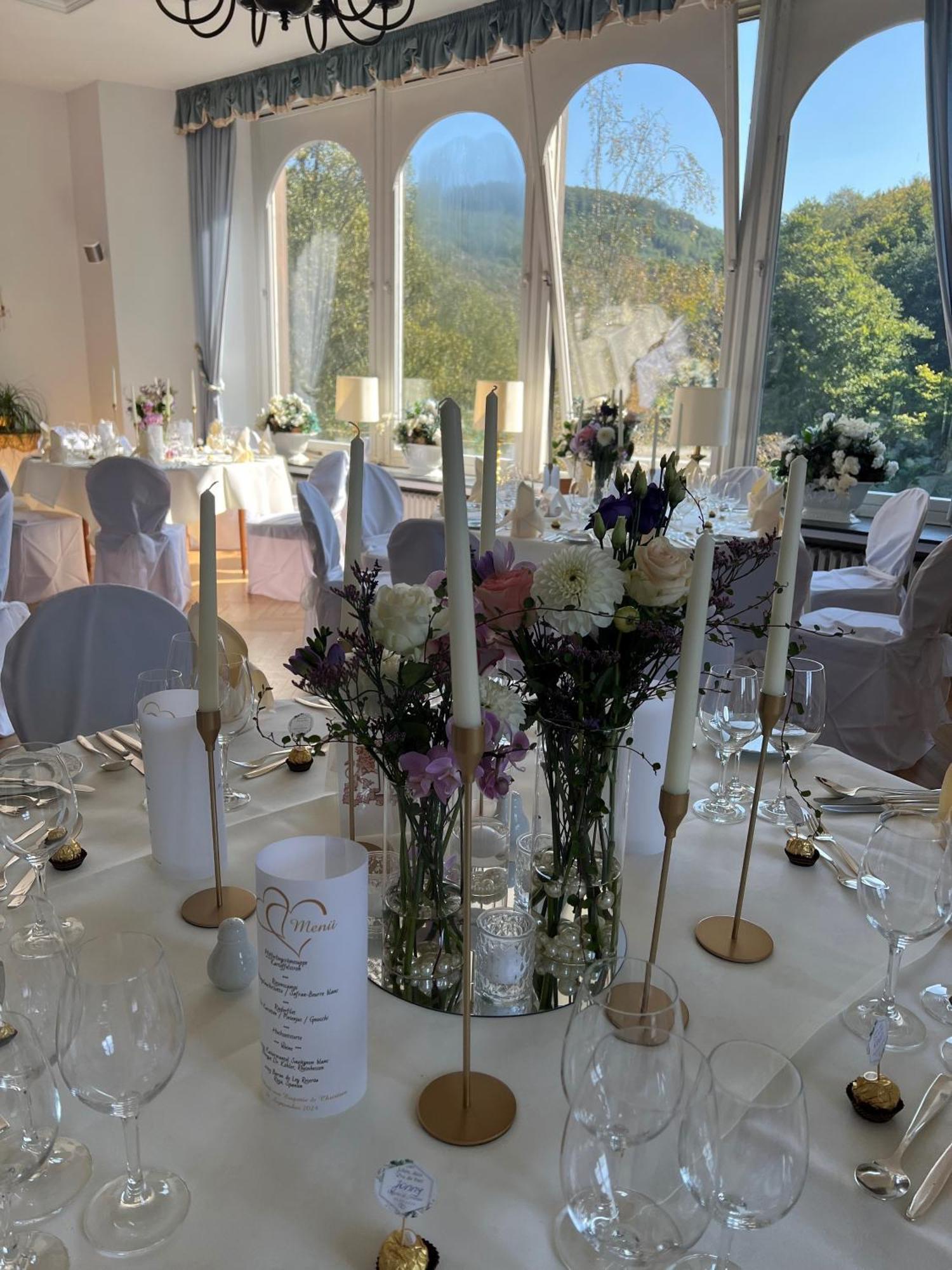 Hotel Und Restaurant Burg Schnellenberg Attendorn Kültér fotó